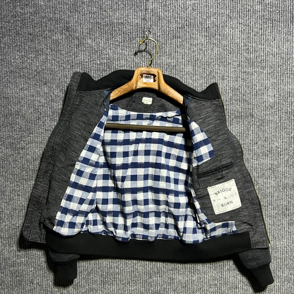 Bridge & Burn Bomber Jacket Mens XS Grey Textured Zip Up Gingham Lined PNW